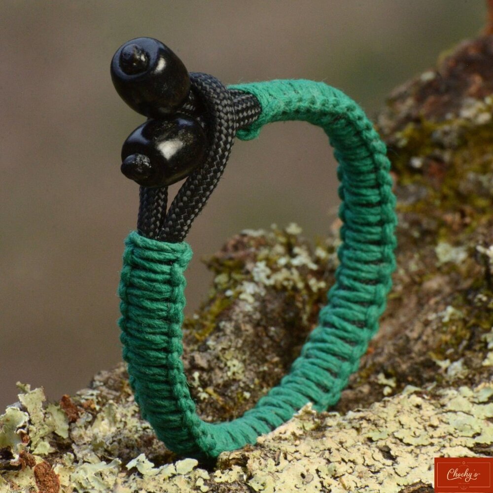 Paracord Bracelet Green Black Handmade USA Hemp Cord Bead Closure 6"(ID212)